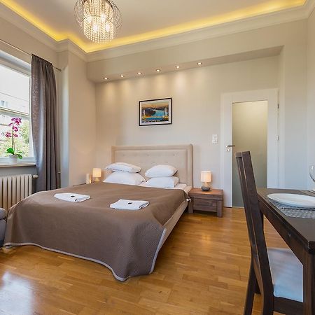 Andersa Apartments Варшава Екстериор снимка