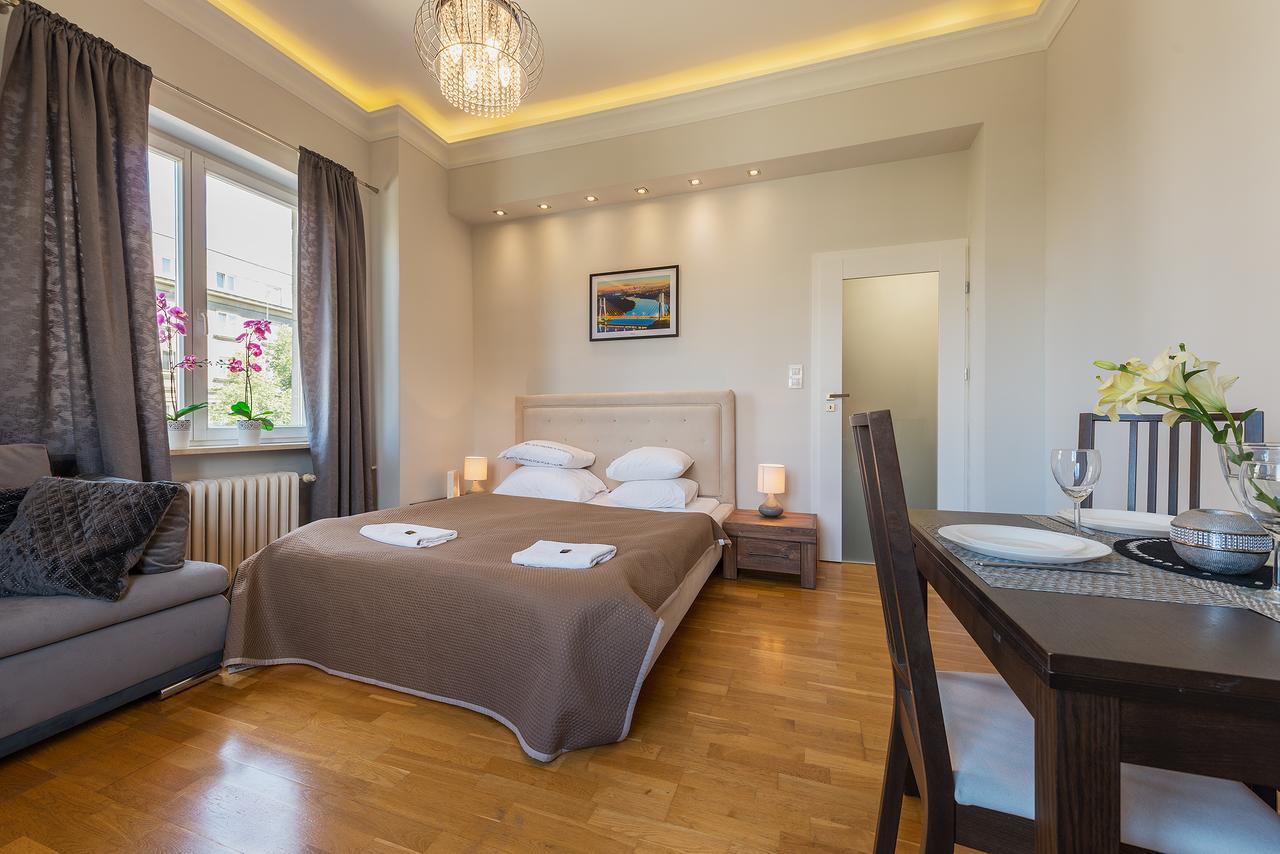 Andersa Apartments Варшава Екстериор снимка